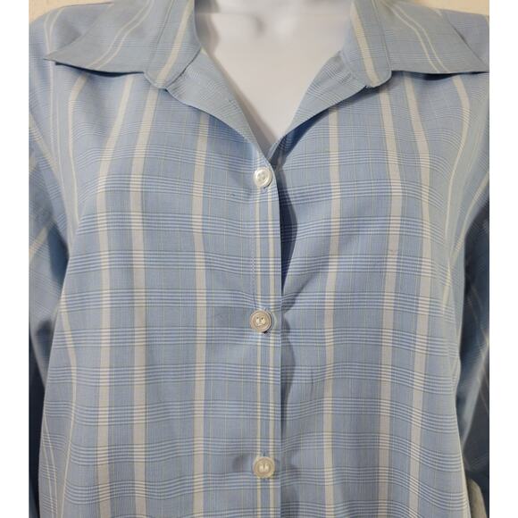 Liz Claiborne Blue White Striped Button Up Non Iron Top 14 Lightweight Soft - Picture 1 of 6